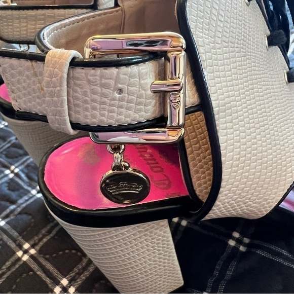 Juicy Couture Women's Open Toe Lace Up Bootie Strap Block Heel Size 6 - Picture 6 of 10